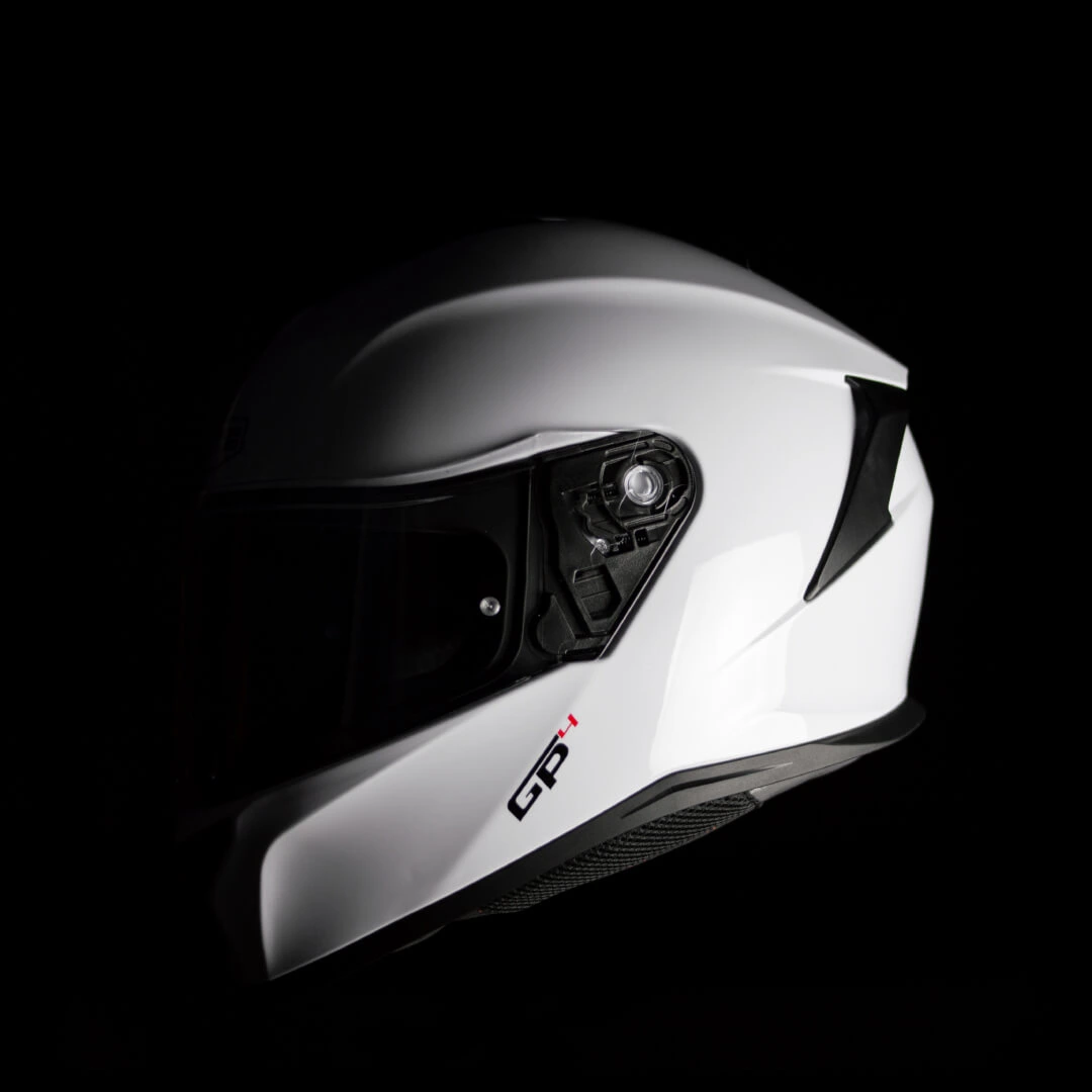 VISOR FASTENING SYSTEM